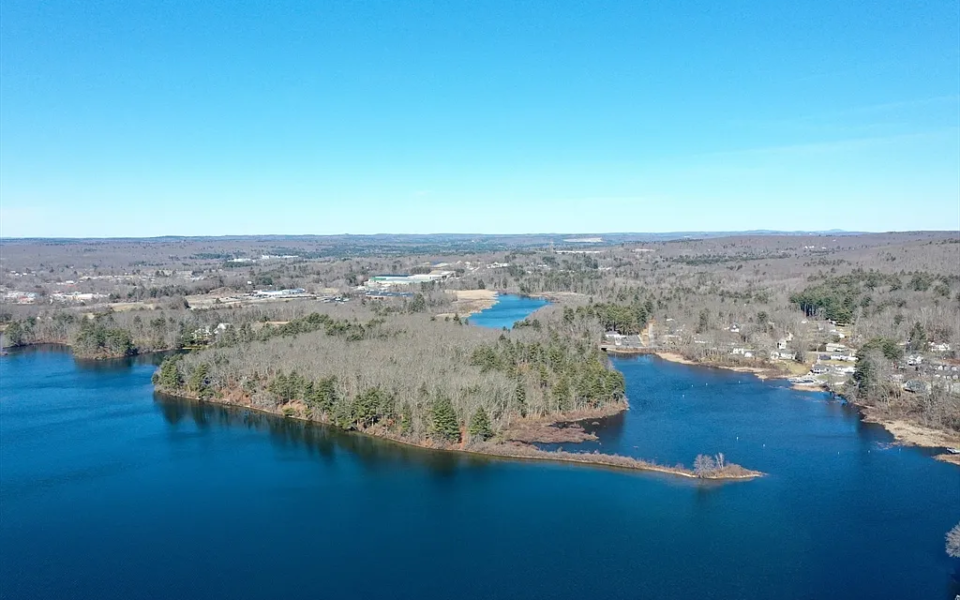 5903ca142e55bc150d7041190fcc2f6a-uncropped_scaled_within_1536_1152