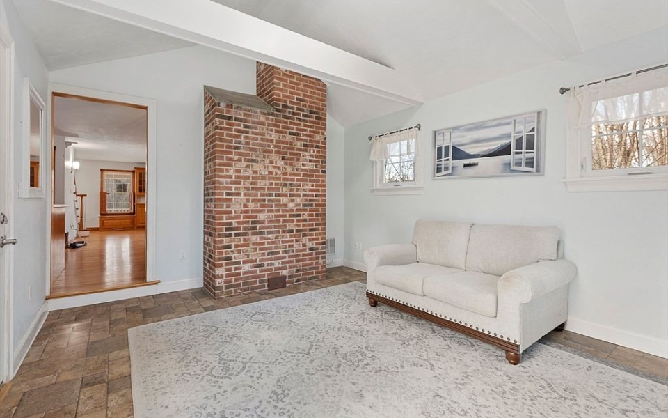 357f1c988a991613aa2c87bcfba2ff98-uncropped_scaled_within_1344_1008